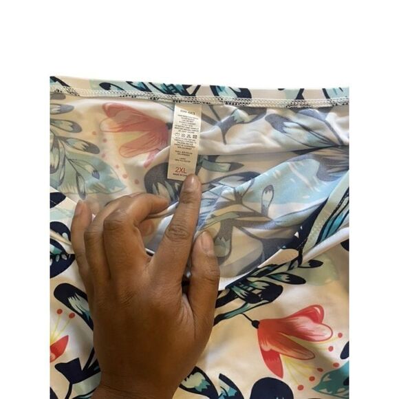 BOUTIQUE FLORAL SWIMWEAR SKIRT BOTTOM - Picture 3 of 4